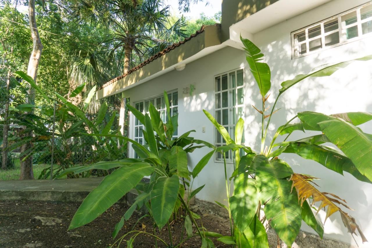 Hotel Villas Bambu Chetumal Exterior photo